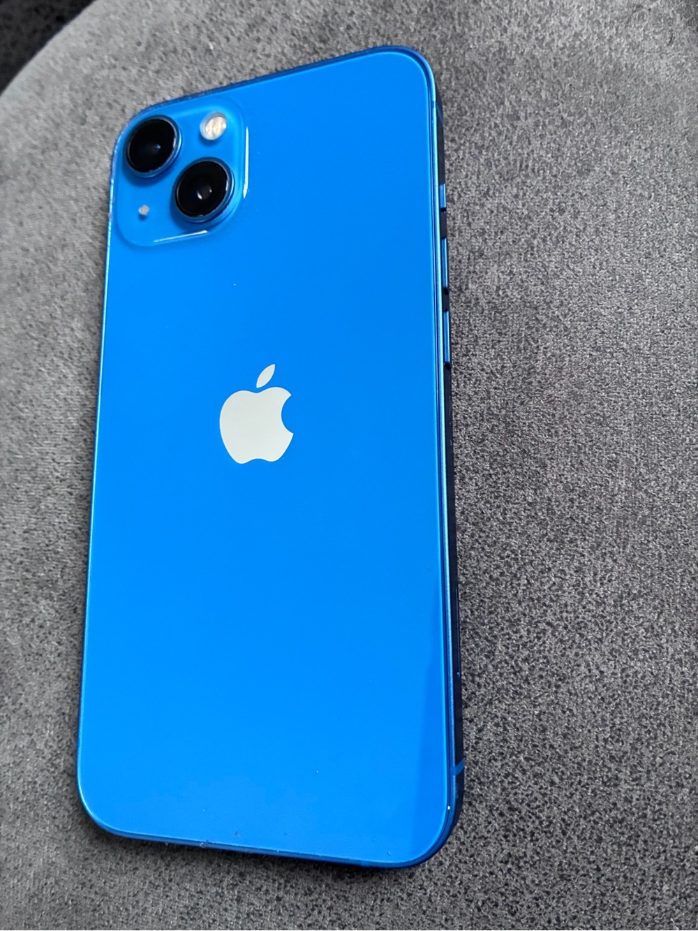 Unlocked Apple iPhone 13 128GB with dual camera